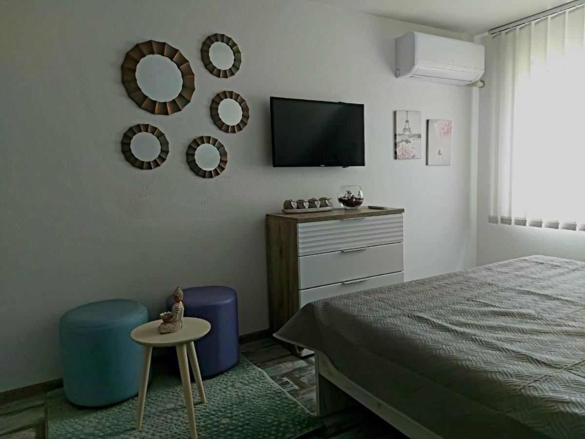 Lucic Guesthouse Cetinje Bagian luar foto